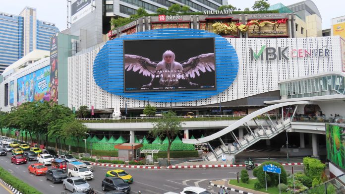 LISA's Bad Angel Fan Project on MBK OOH (6)